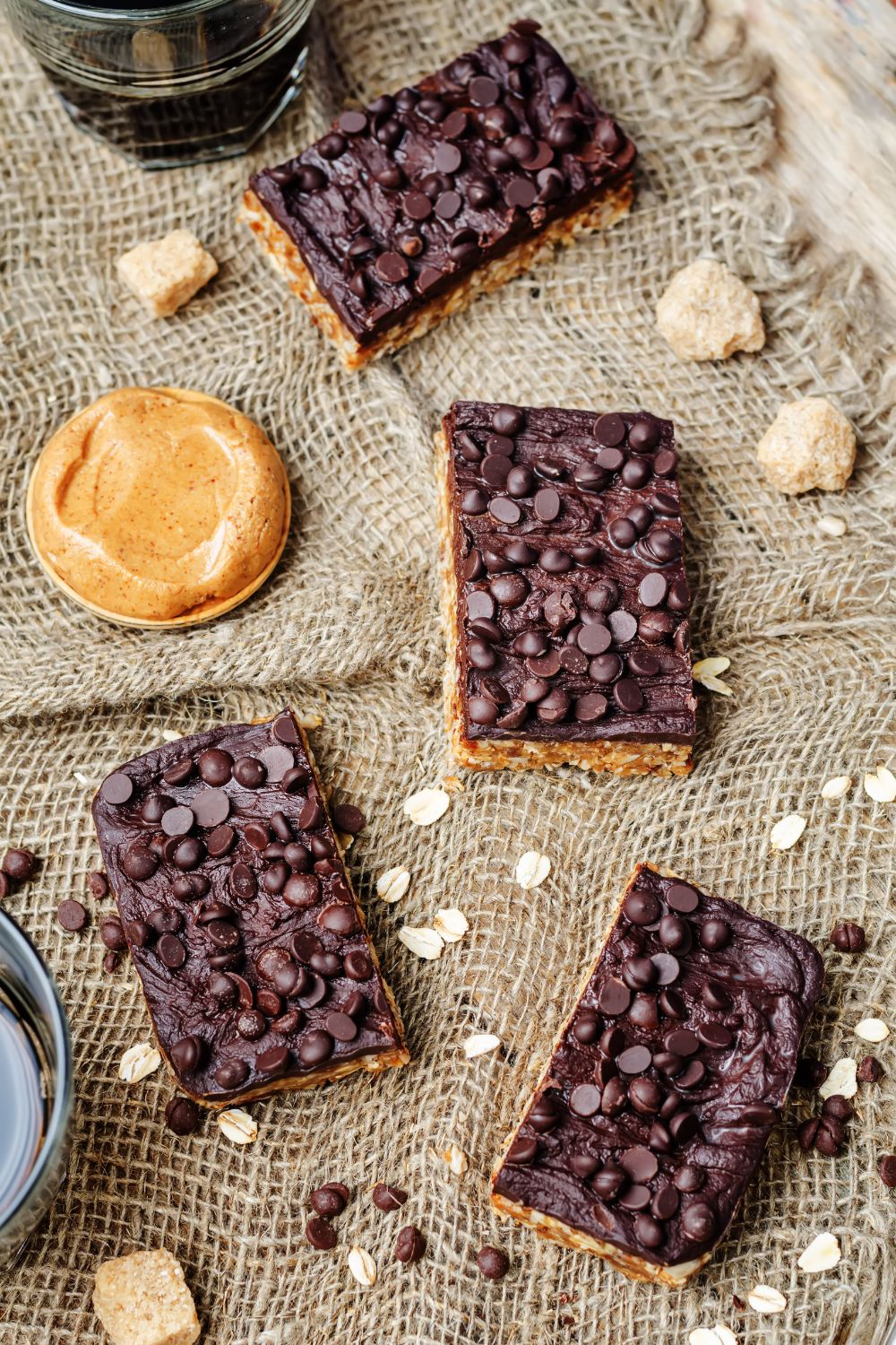 no-bake-chocolate-peanut-butter-oat-bars