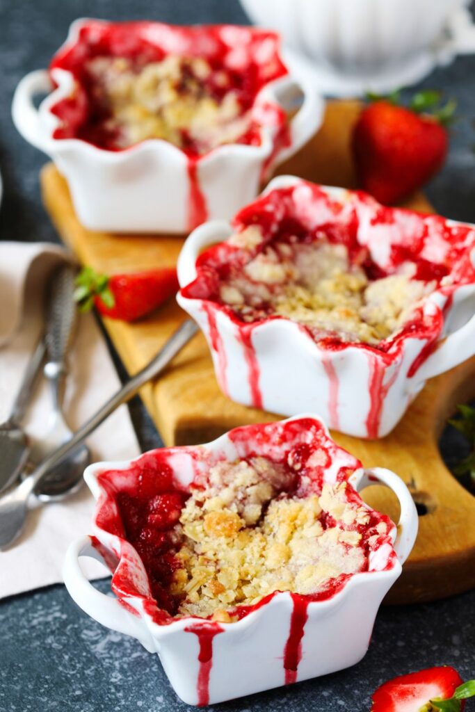 Jamie Oliver Gluten-Free Strawberry And Raspberry Crumble