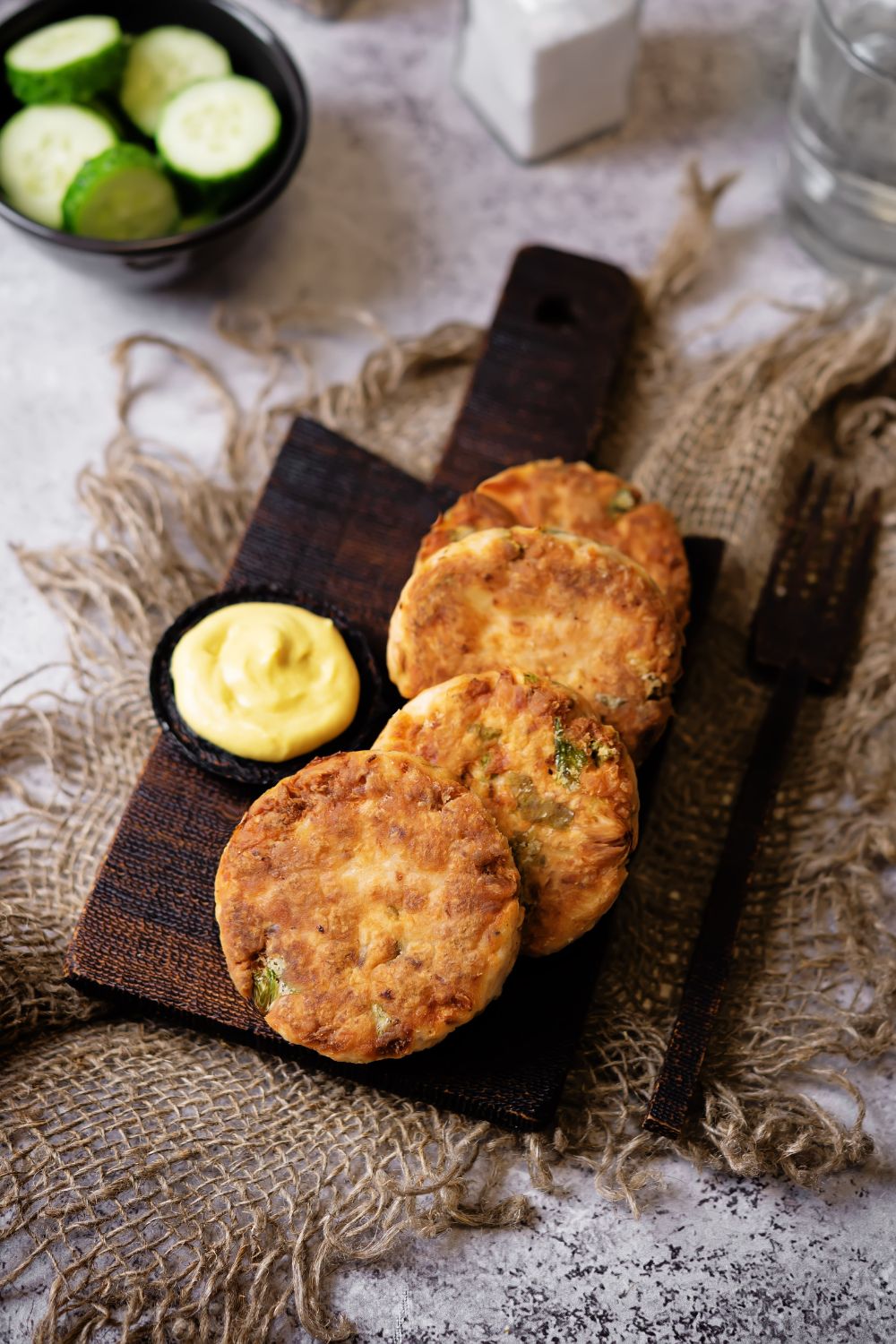 Jamie Oliver 5 Ingredients Salmon Cakes