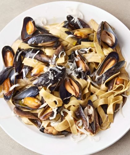 Jamie Oliver 5 Ingredients Mussel Tagliatelle