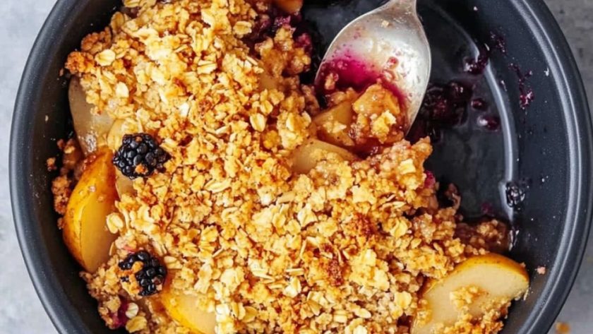 Jamie Oliver Pear & Blackberry Crumble