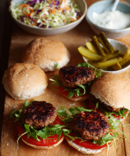Jamie Oliver 15 Minute Meal British Burgers