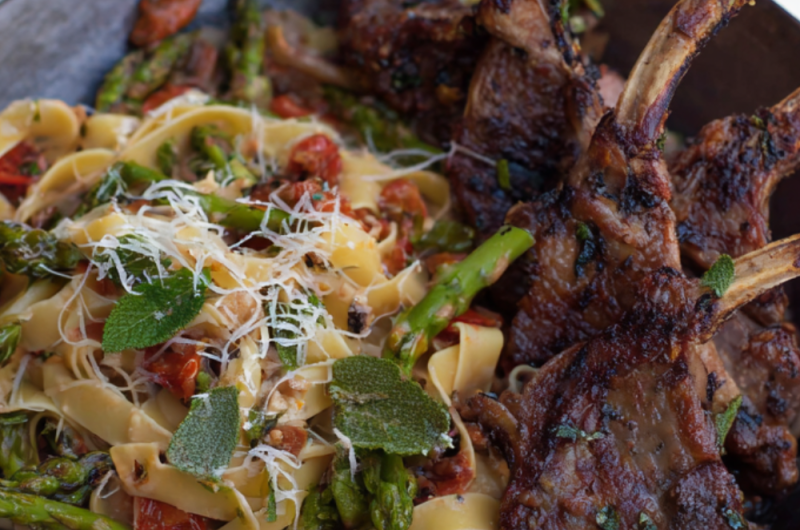 Jamie Oliver 15 Minute Meal Glazed Sizzling Chops