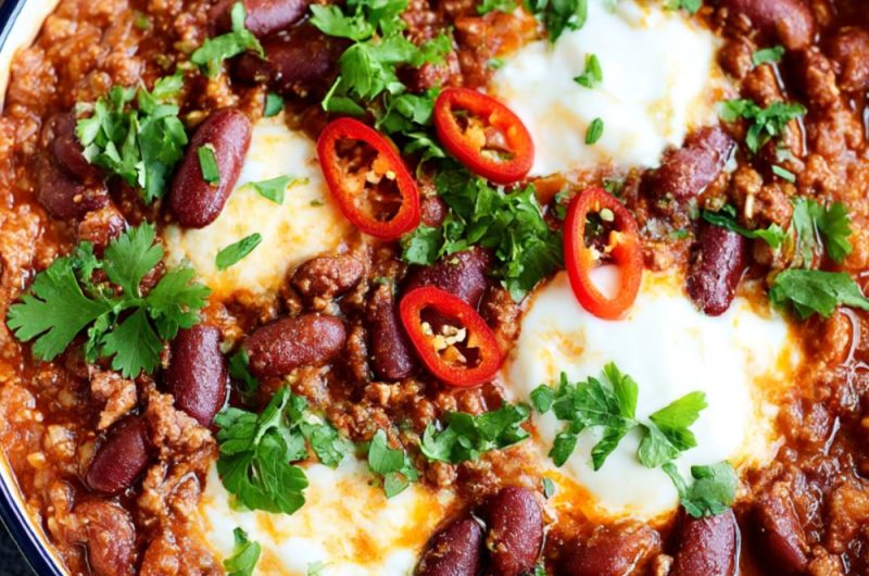 Chilli con carne with popped kidney beans Recipe