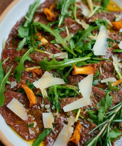 Flash Roast Beef with Garlic, Rosemary and Girolles Recipe