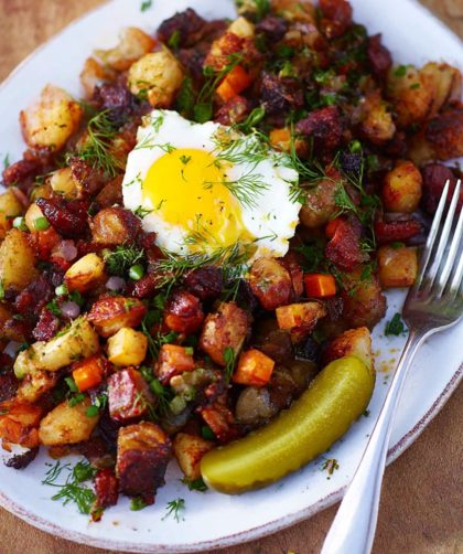 Pytt y panna (Little pieces in a pan) Recipe