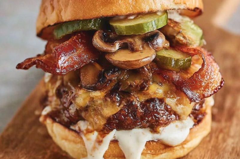 Bacon rarebit burger Recipe