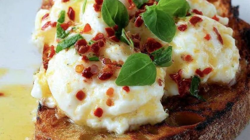 Crostini - buffalo mozzarella and chilli Recipe