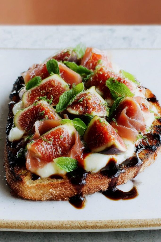 Crostini - prosciutto, figs and mint Recipe