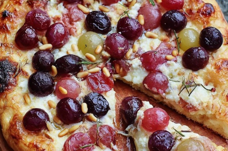 Grape, Rosemary & Ricotta Pizza Recipe