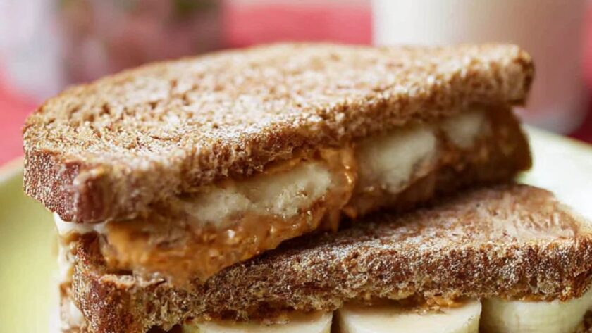 Helen’s peanut butter & banana sandwiches Recipe