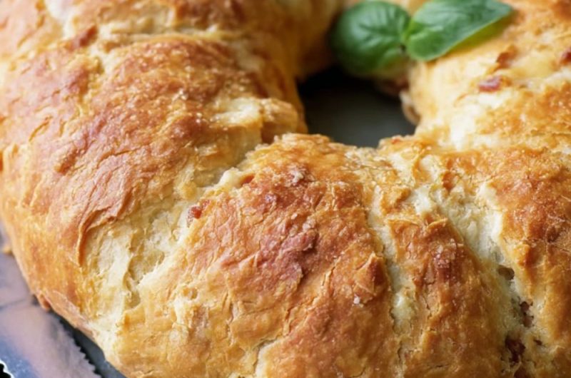 Rolled bread of Parma ham, nice cheese, egg and basil Recipe